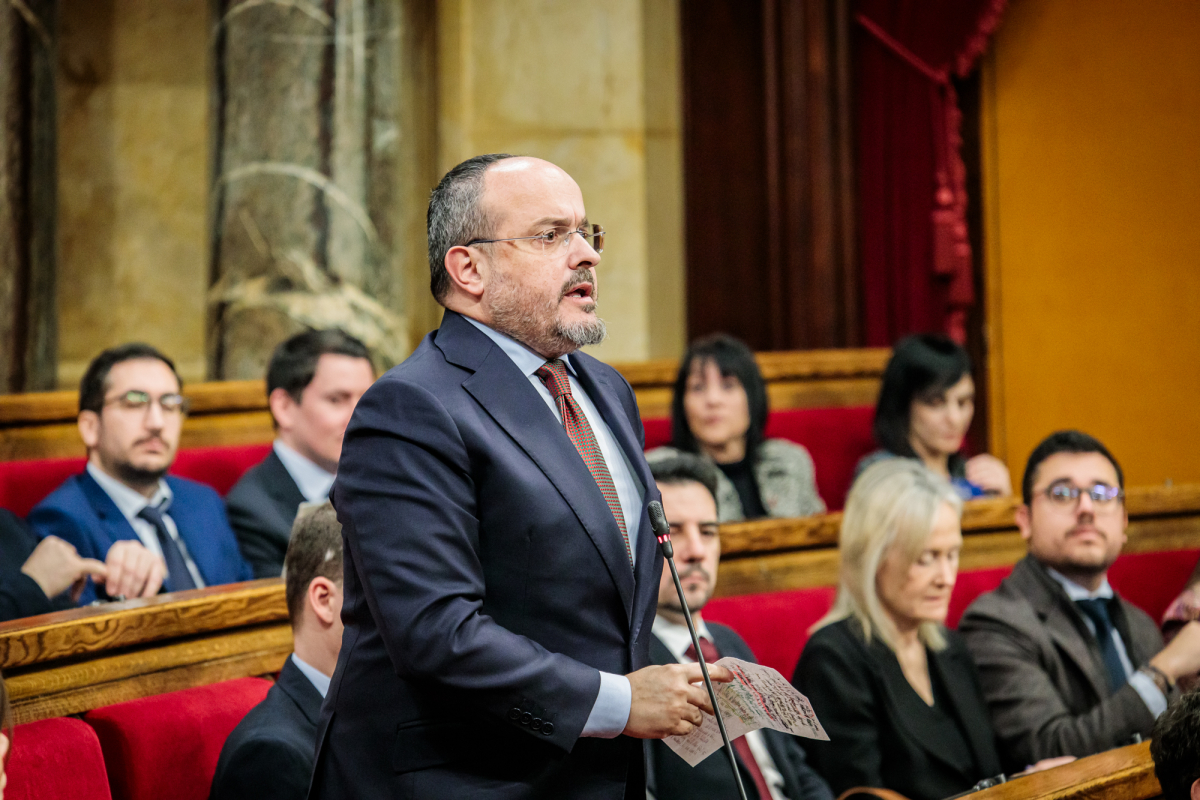 Alejandro Fernández a Salvador Illa: “Prometió 50.000 viviendas en 48 meses y todavía no ha puesto ni un ladrillo”